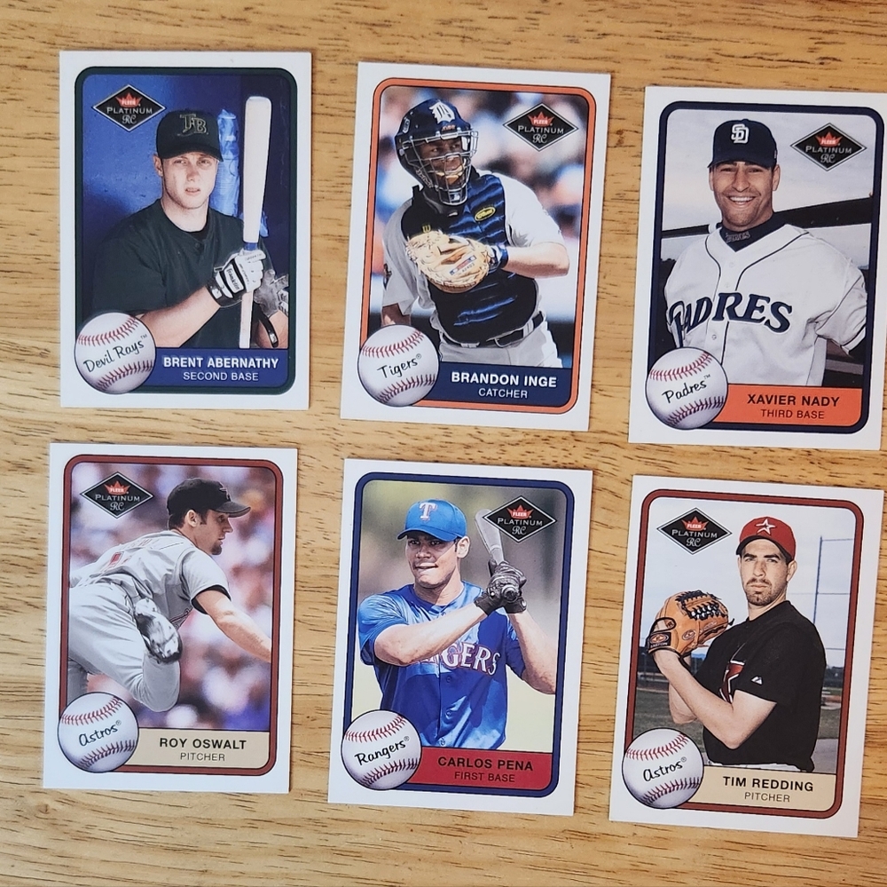 2001 Fleer/Skybox Int'l LP 006 Baseball Card Lot Fleer Platinum RC 2001